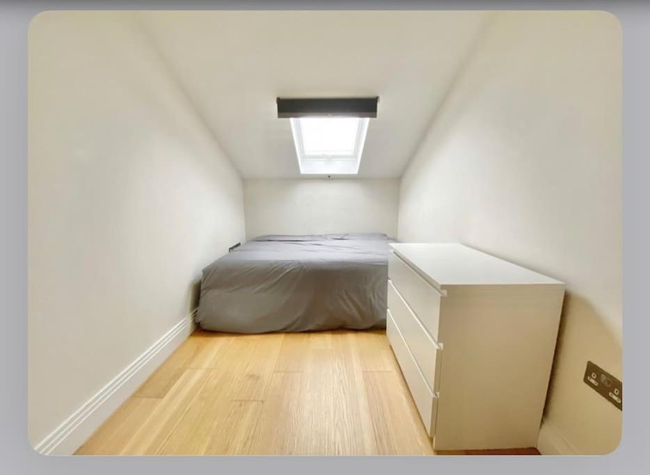 Luxury 4-Bed Apartment With Balcony & Garden, Near Emirates Stadium, 15 Mins To Central Londyn Zewnętrze zdjęcie
